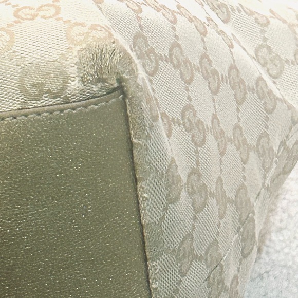 Low Start Gucci GG Bucket Bag Monogram Neutral Canvas - Picture 12 of 16